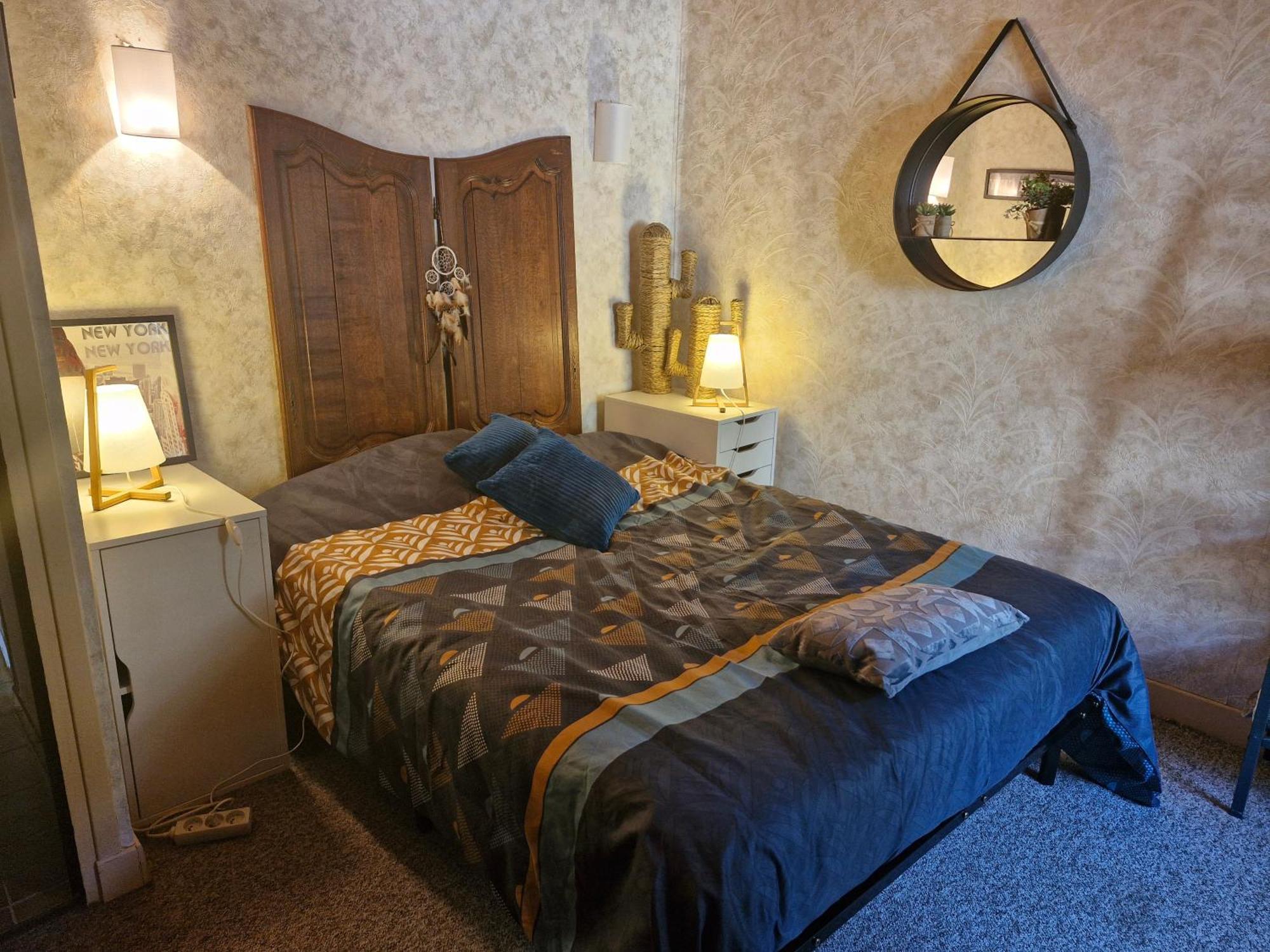 La Maison Des Lucioles Saint-Julien-Boutieres Habitación foto